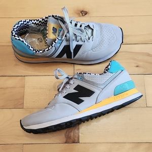 New Balance 574 Chevron Sneakers - W9.5